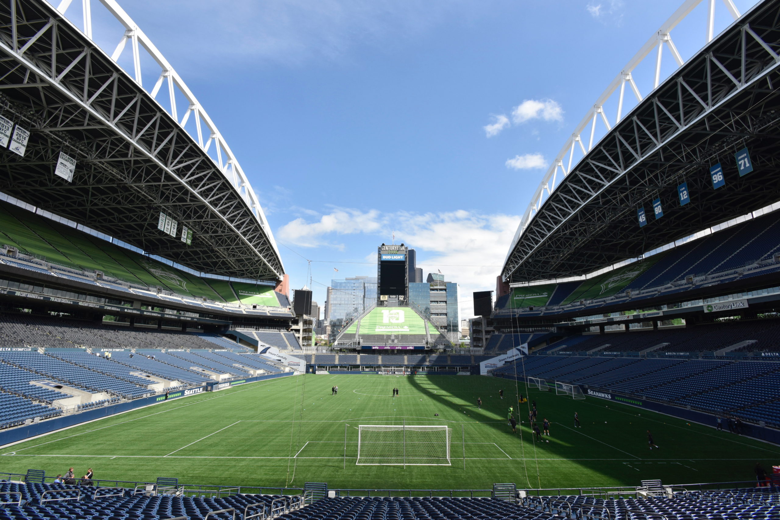 Seahawks stadium gets new name: Lumen Field